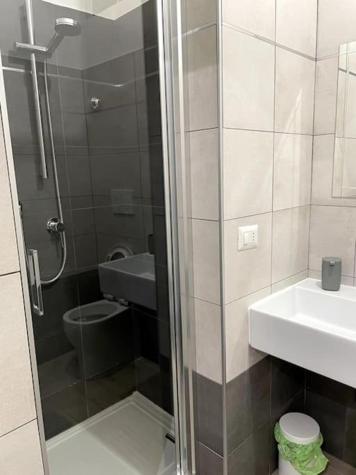 Domus Art Suites Merulana Roma Exterior foto